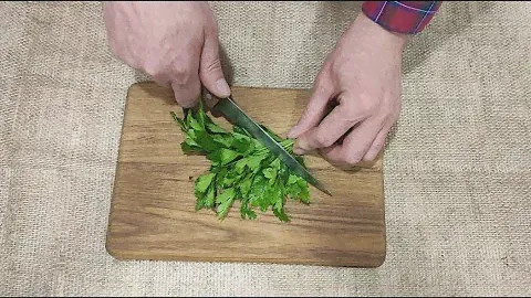 Как ухаживать за разделочной доской/How to care for a cutting board/как ухаживать за кухонной доской